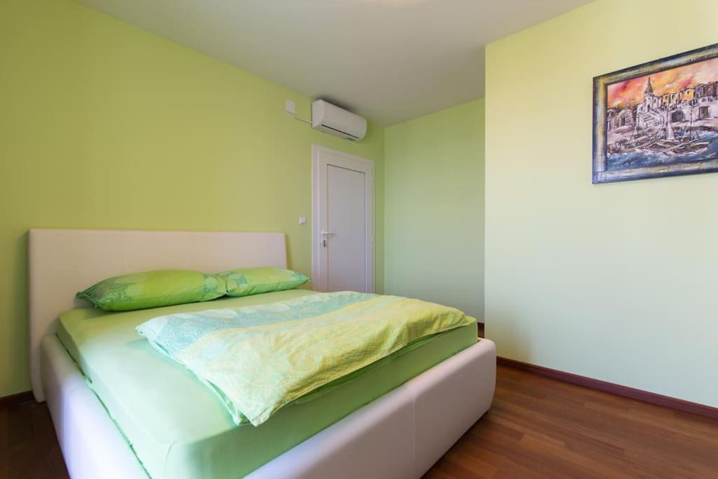 Villa Ajda - Green Room Omišalj Esterno foto